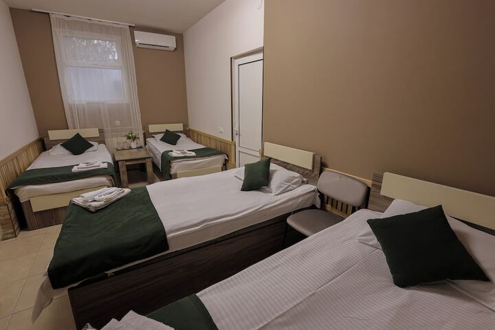 Room 28 of 101