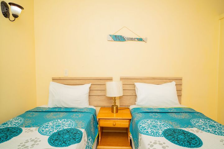Room 42 of 147