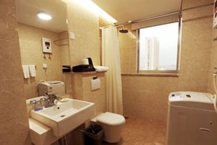 Room 5 of 48