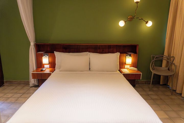 Room 14 of 44