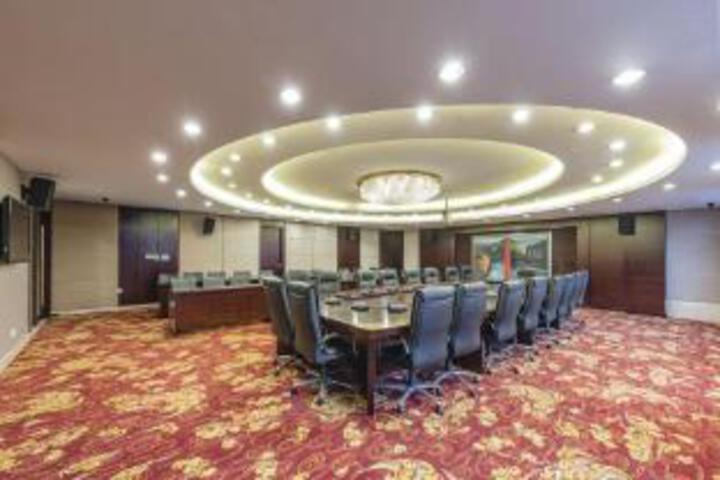 Western Wealth Boutique Hotel