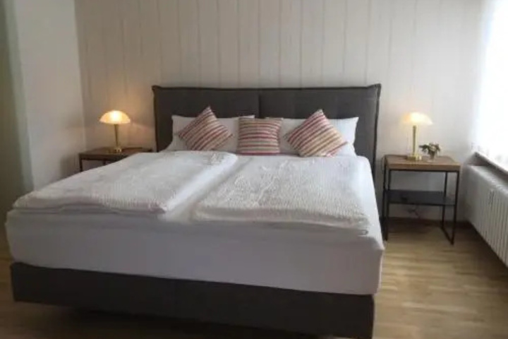 Room 2 of 13