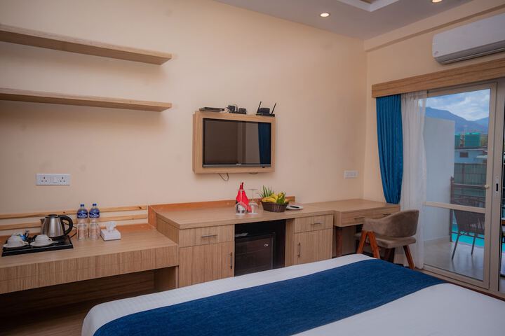 Room 4 of 59