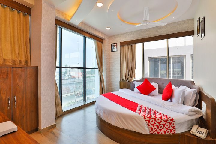 Room 17 of 25