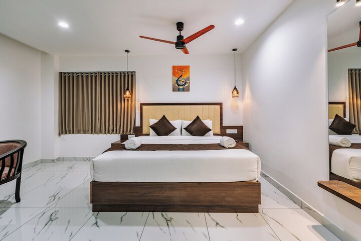 Room 11 of 41