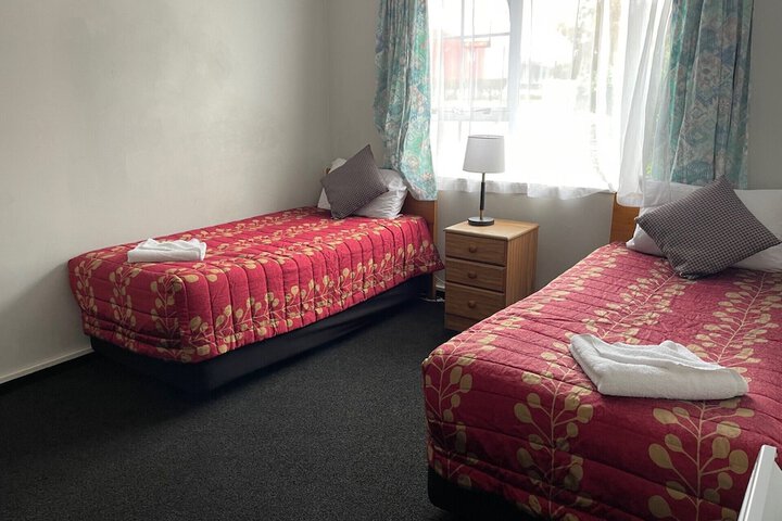Room 10 of 36