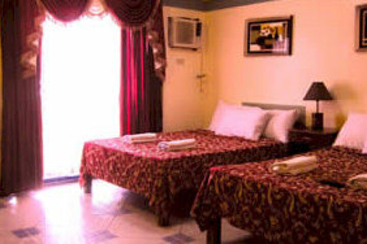 Room 16 of 86