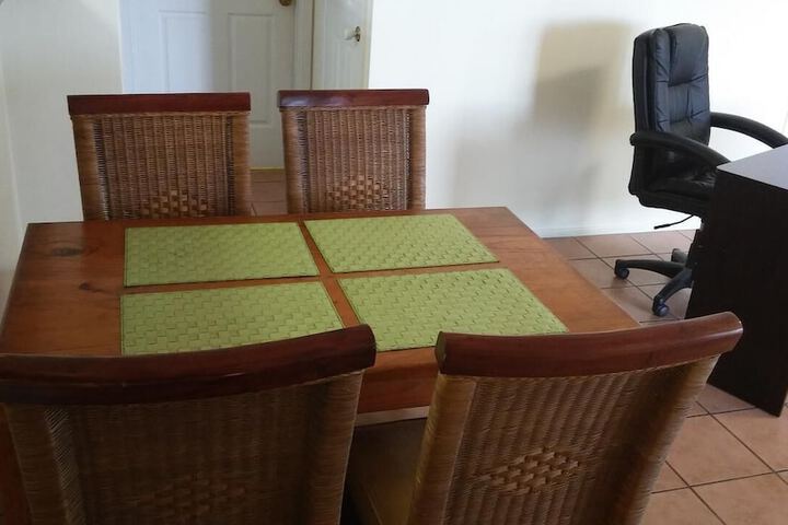 Room 4 of 13
