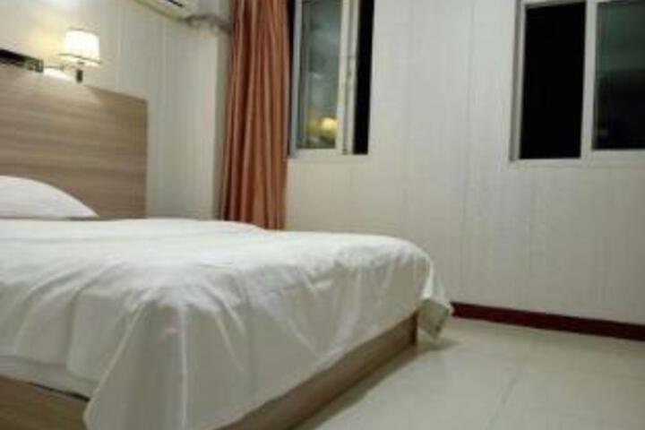 Room 7 of 7