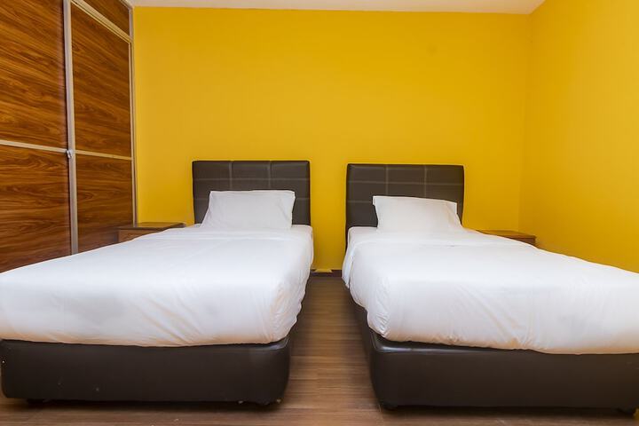 Room 15 of 22