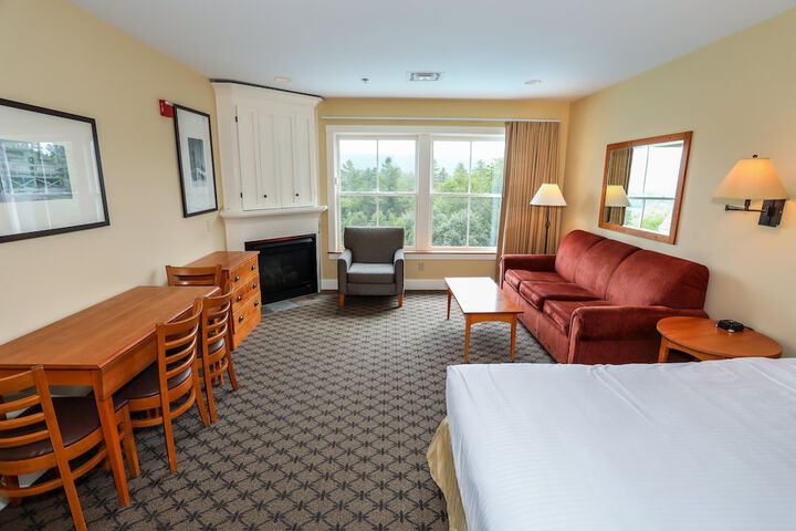2 Queen Beds (7 of 24)