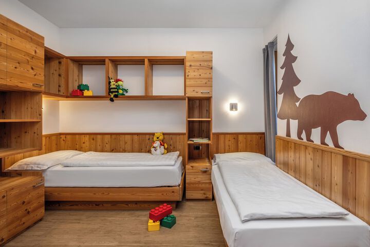 Room 7 of 43