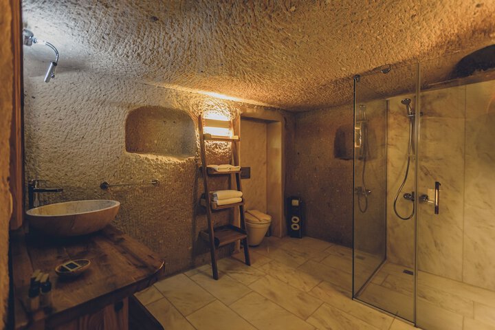 Room 87 of 112