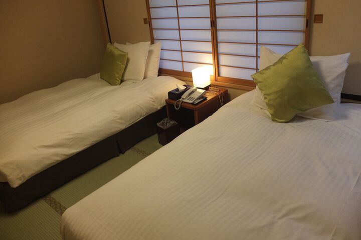 Room 29 of 77