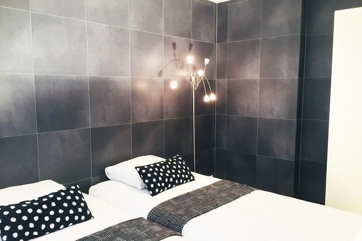Room 86 of 162