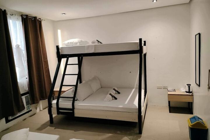 Room 49 of 116