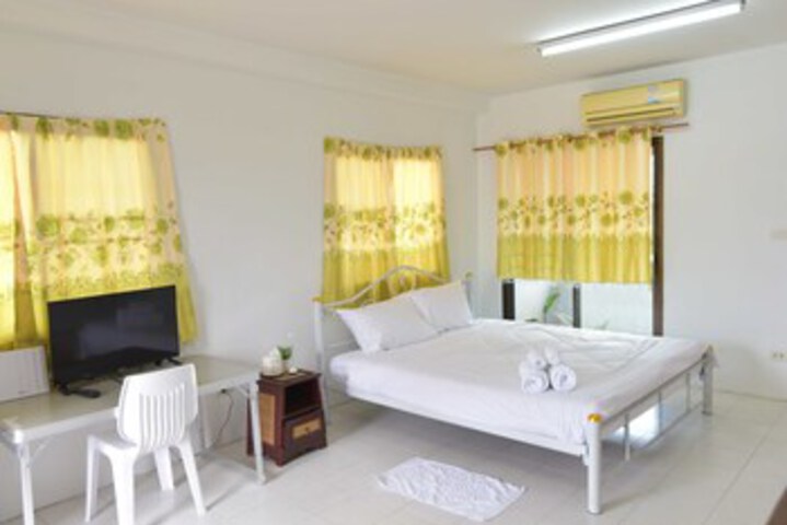 Room 15 of 23
