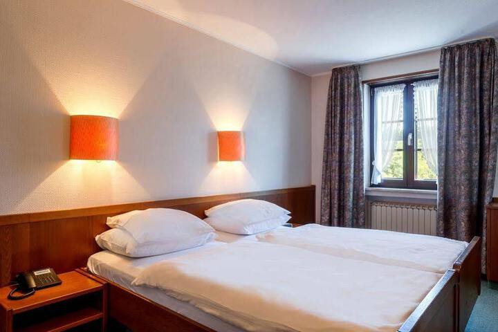 HOTEL ST HUBERT