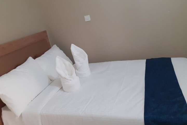 Room 3 of 5