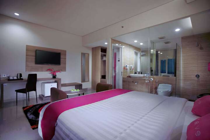 Room 4 of 27