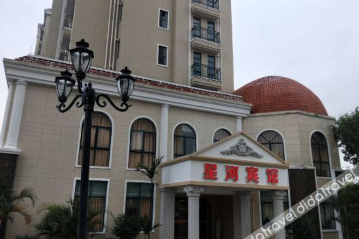 Hotel 1 of 4