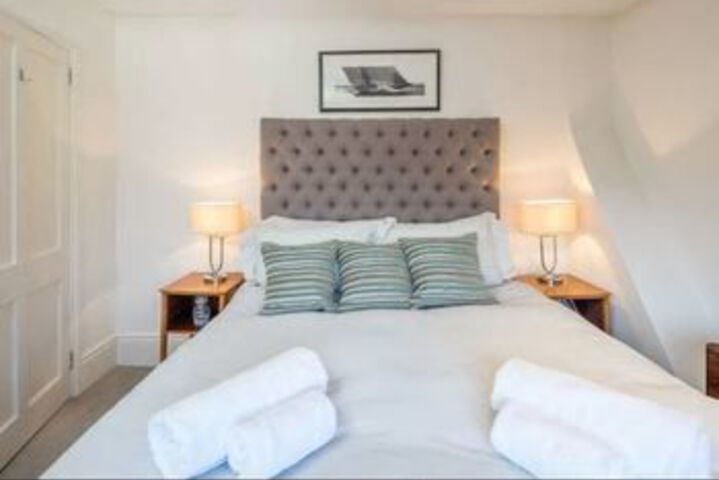 Room 10 of 20