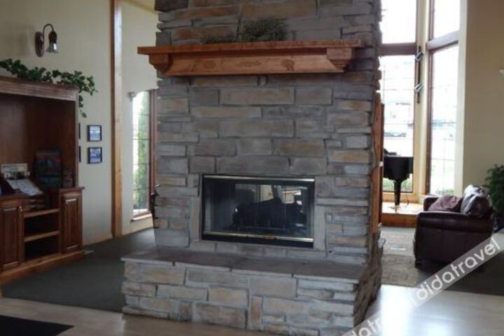 Hotel Interior 15 of 27