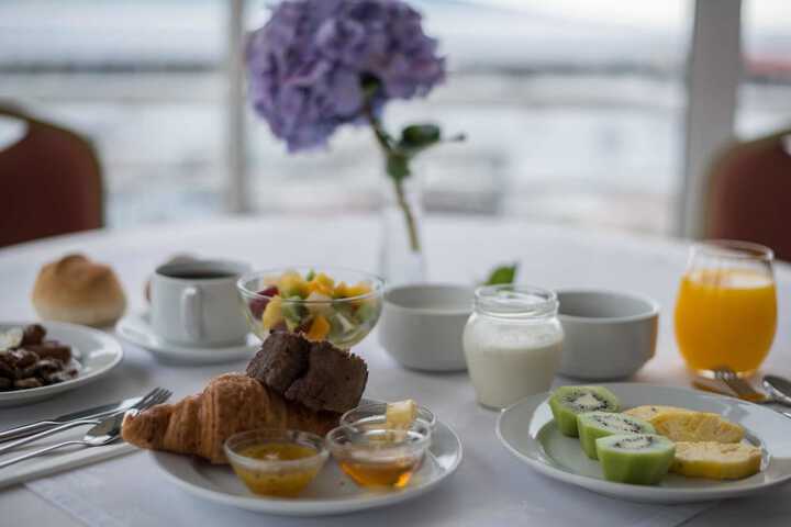 Breakfast/Coffee Service 87 of 129