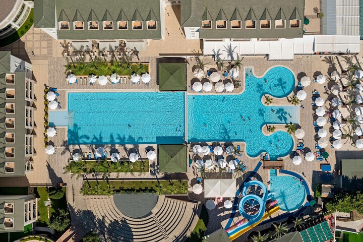 Pool 57 of 164