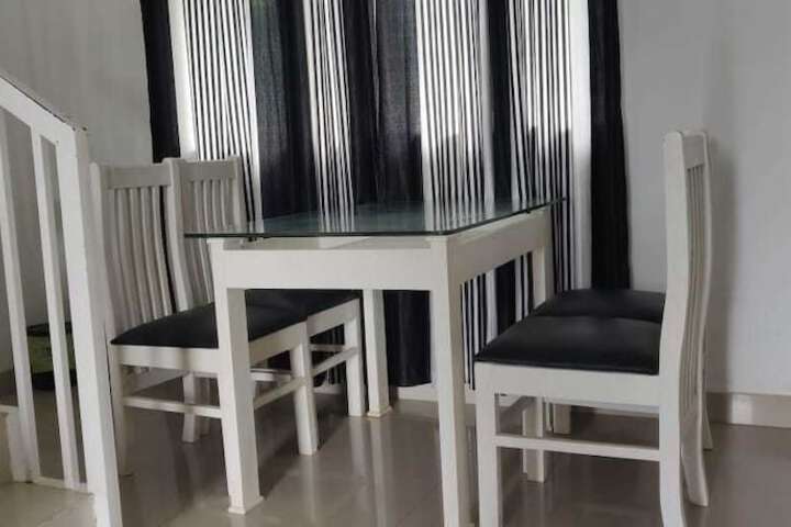 Room 2 of 41
