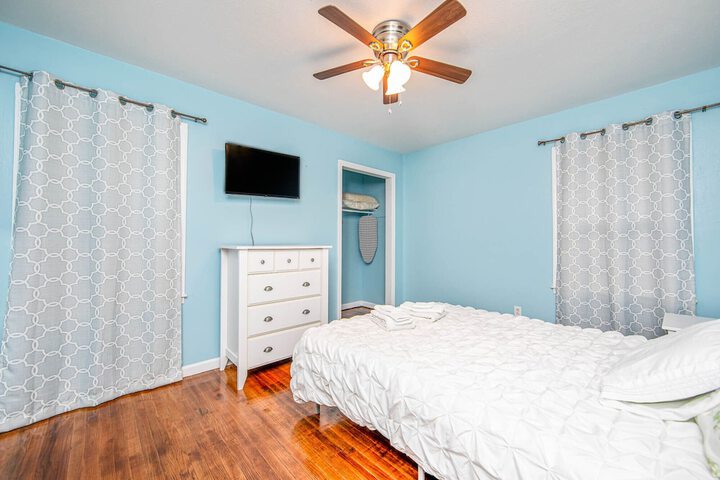 Room 12 of 62