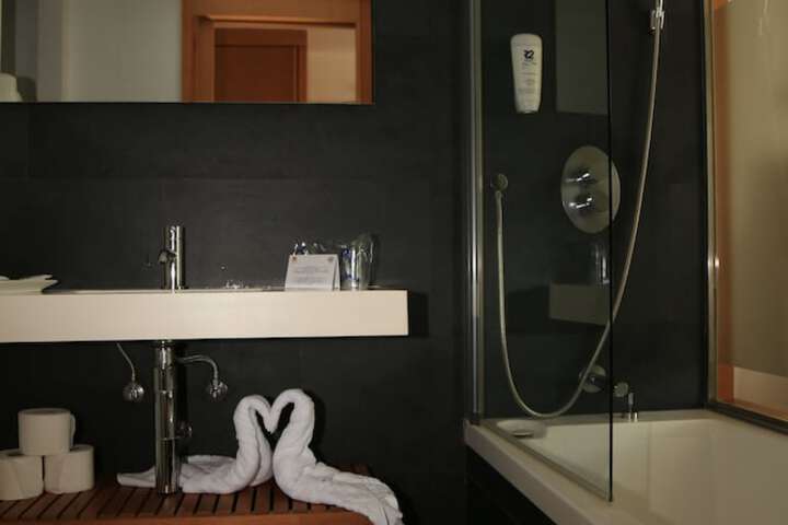 Room 22 of 71