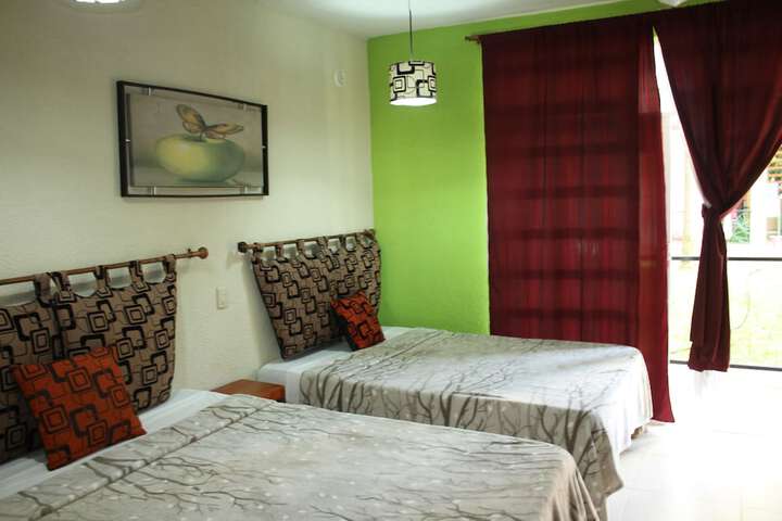 Room 10 of 17