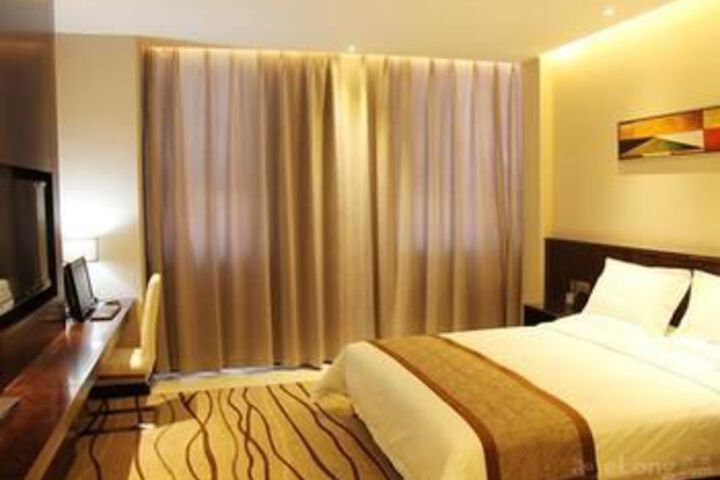 Room 47 of 137
