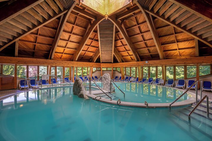 Pool Hotel