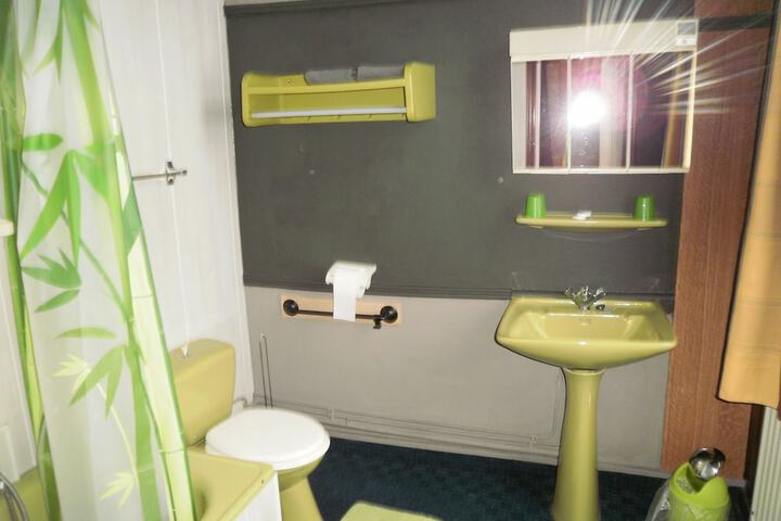 Room 20 of 53