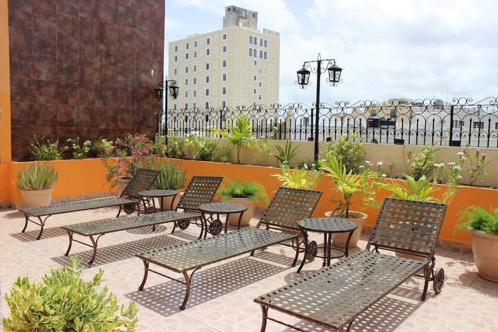 Sundeck 41 of 42