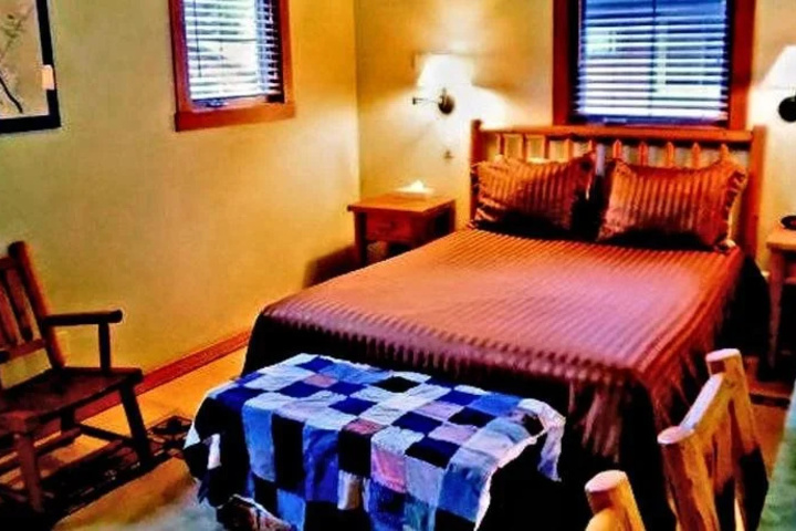 Room 5 of 22