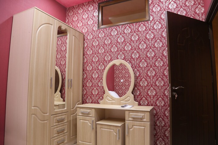 Room 7 of 30