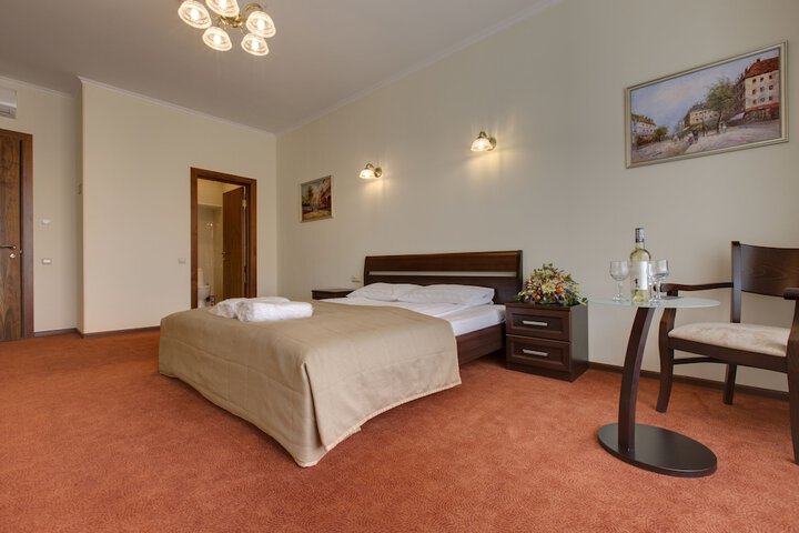 Room 22 of 59