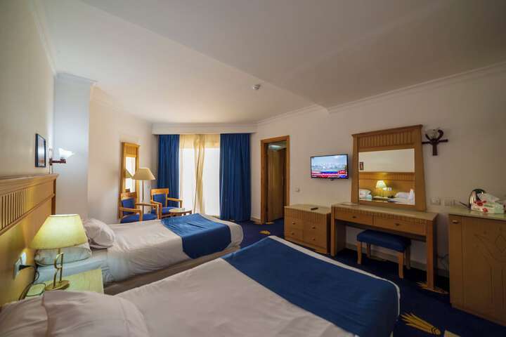 Room 46 of 109