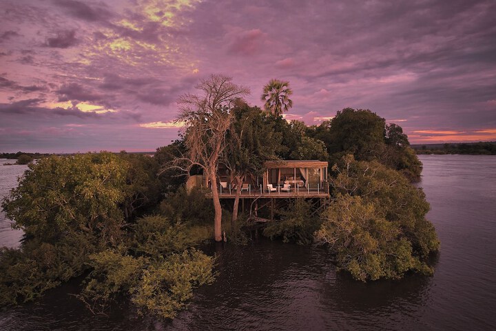 Victoria Falls River Lodge