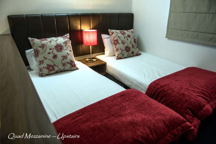 Room 18 of 40