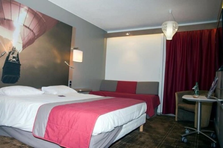 Room 21 of 83