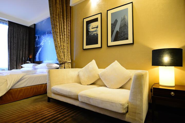Room 20 of 54