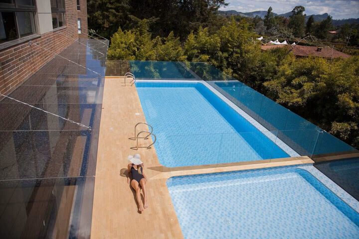 Pool 27 of 38