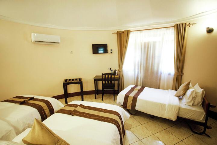 Room 7 of 39