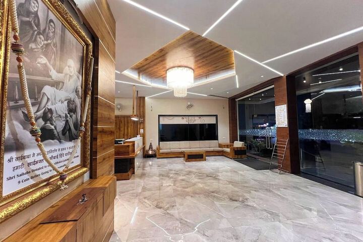 Hotel Interior 2 of 39
