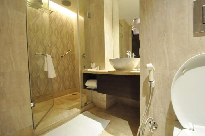 Room 15 of 51