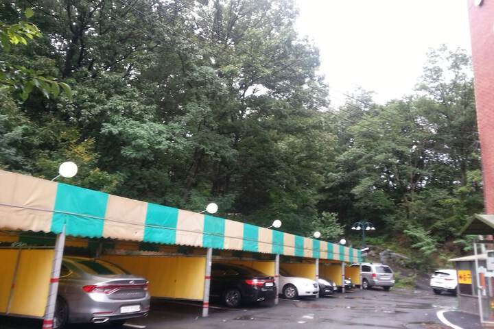 Property Grounds 6 of 6